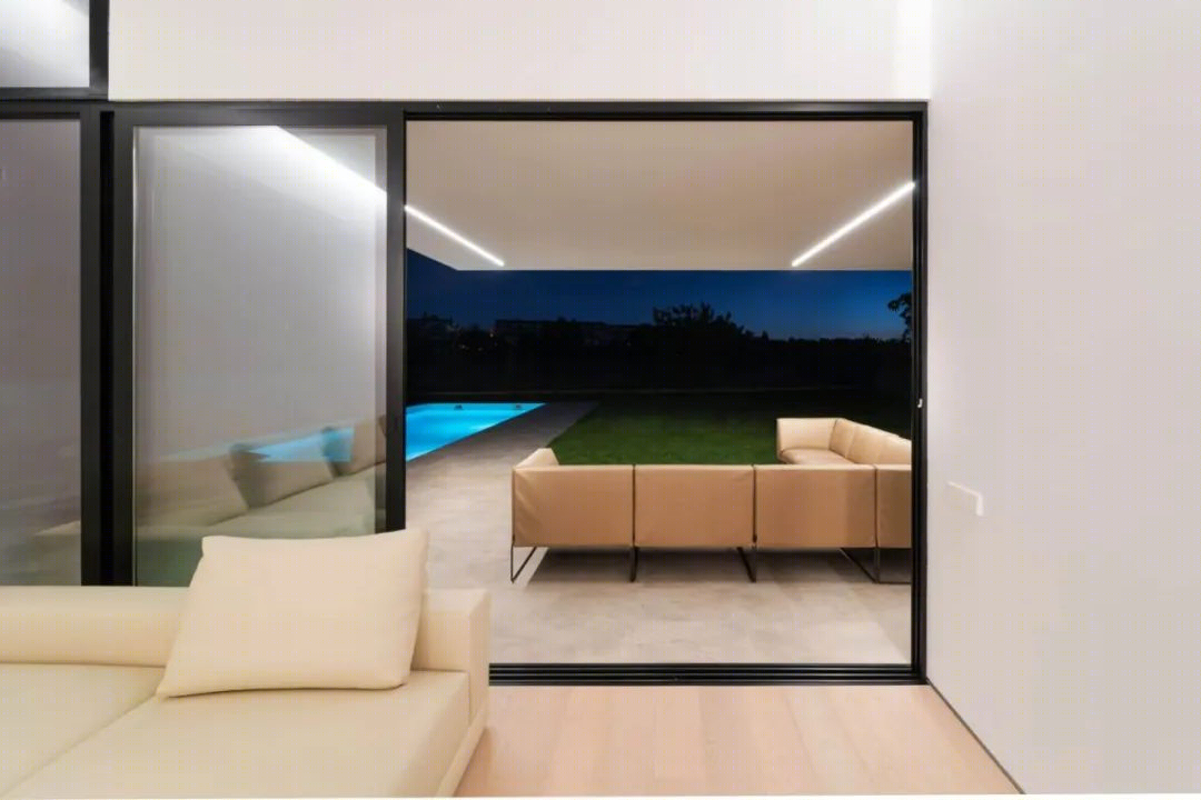 Ruben Muedra Estudio de Arquitectura 打造西班牙 700 平极简别墅-36