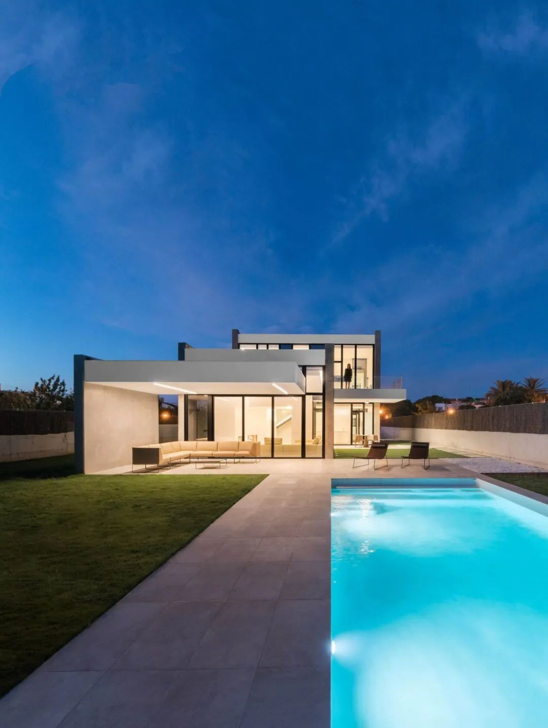 Ruben Muedra Estudio de Arquitectura 打造西班牙 700 平极简别墅-37