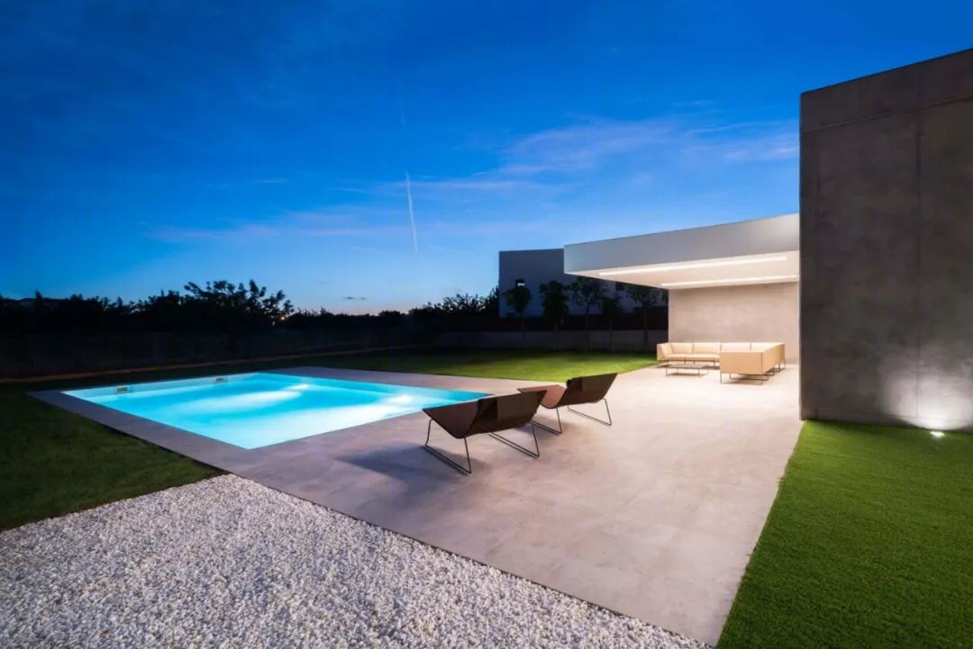Ruben Muedra Estudio de Arquitectura 打造西班牙 700 平极简别墅-38
