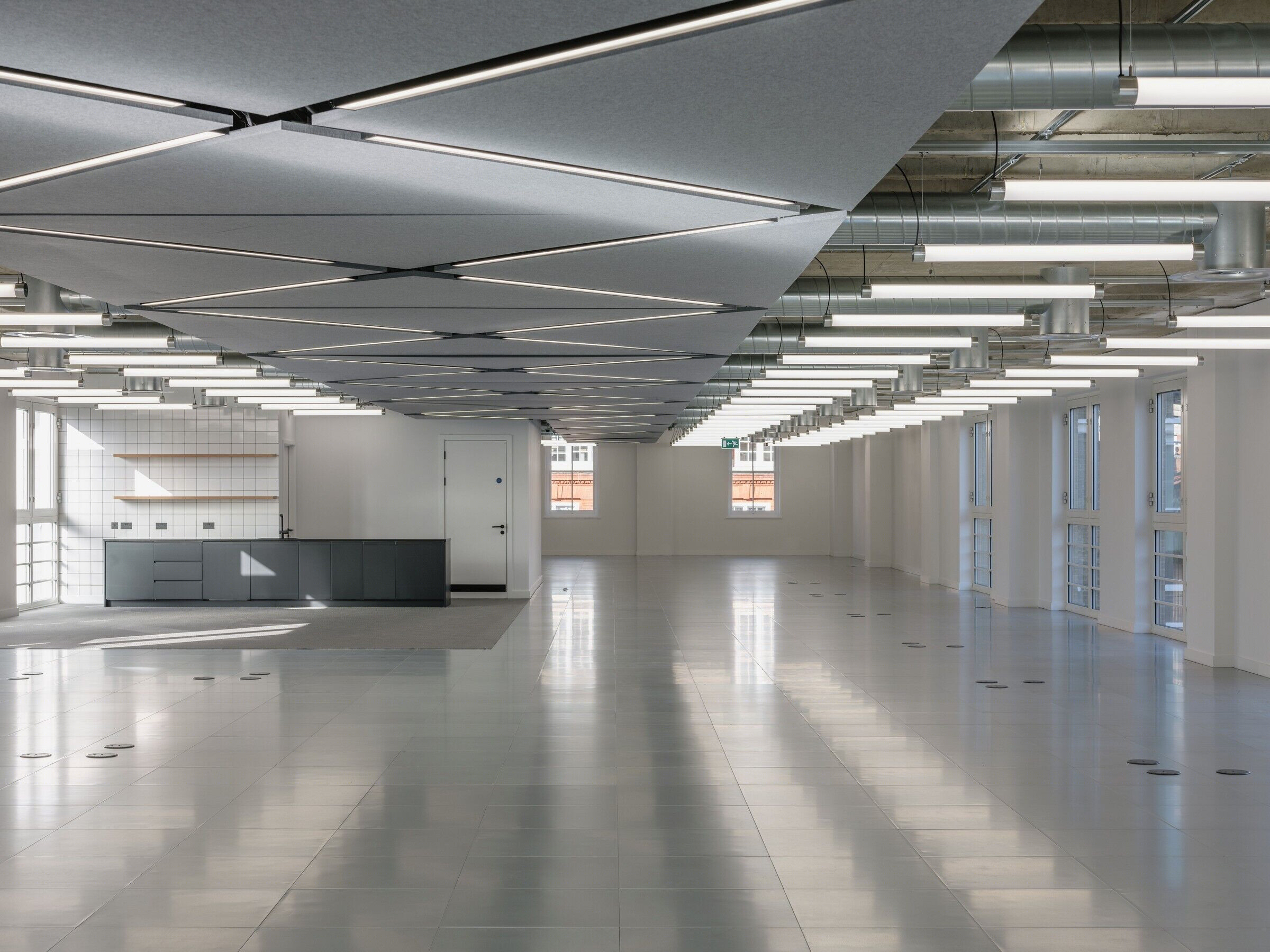 伦敦历史名区 Covent Garden 办公空间改造丨英国伦敦丨White Red Architects-35