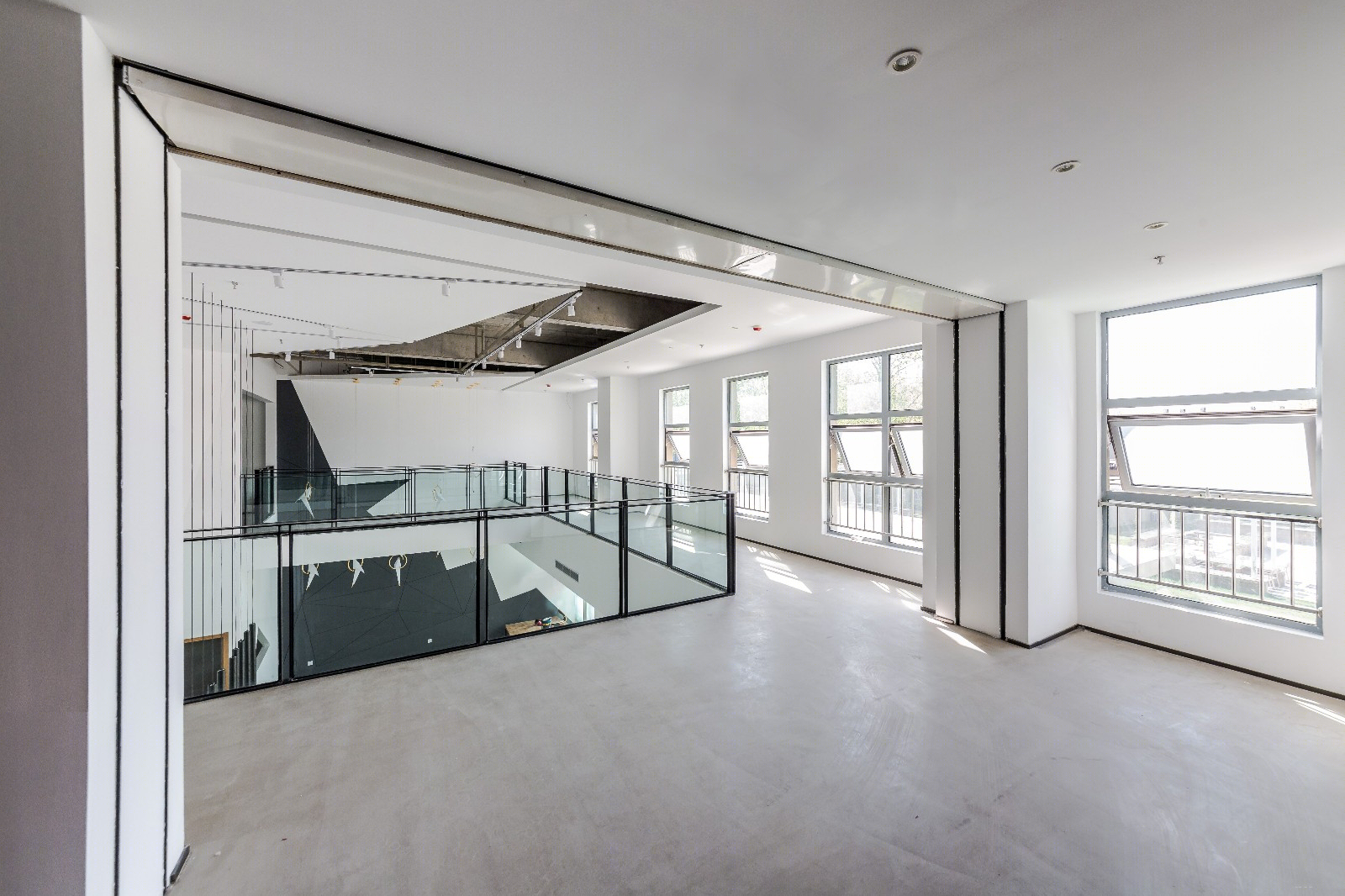 北京娱跃影视有限公司办公空间-8