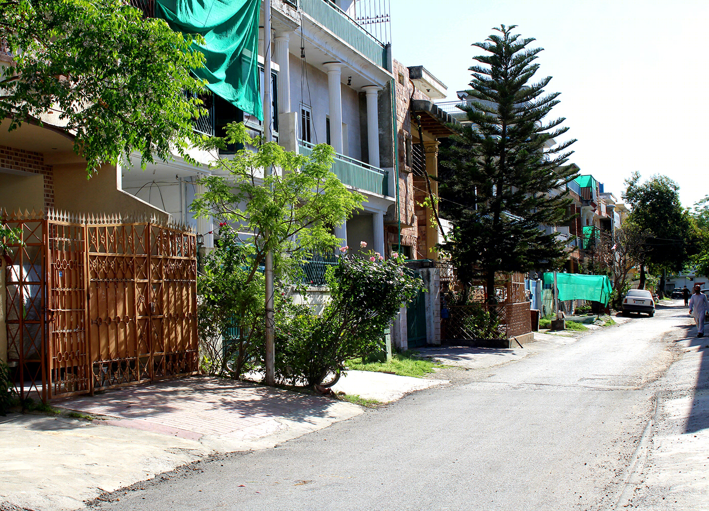 Exterior Views Of Street-8