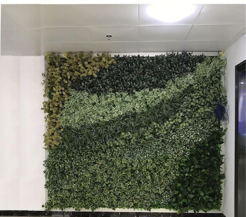 拥有生态及仿真植物的墙体花园-18