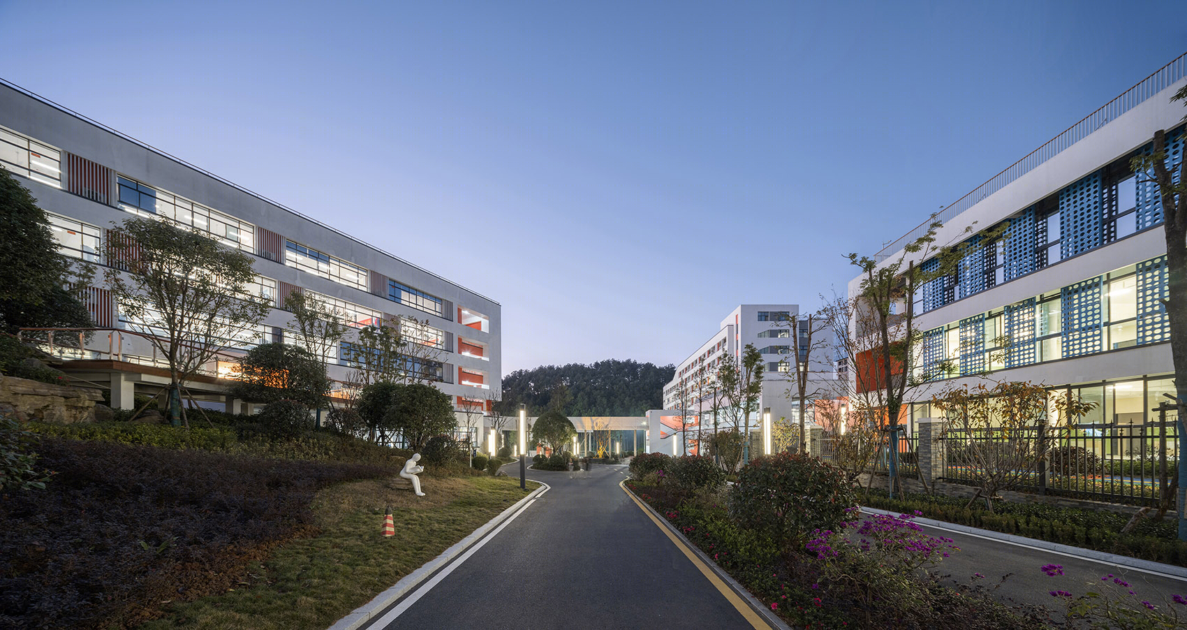 吉首中驰·湘郡礼德学校丨中国湘西丨山东建筑大学建筑城规学院象外营造工作室-111