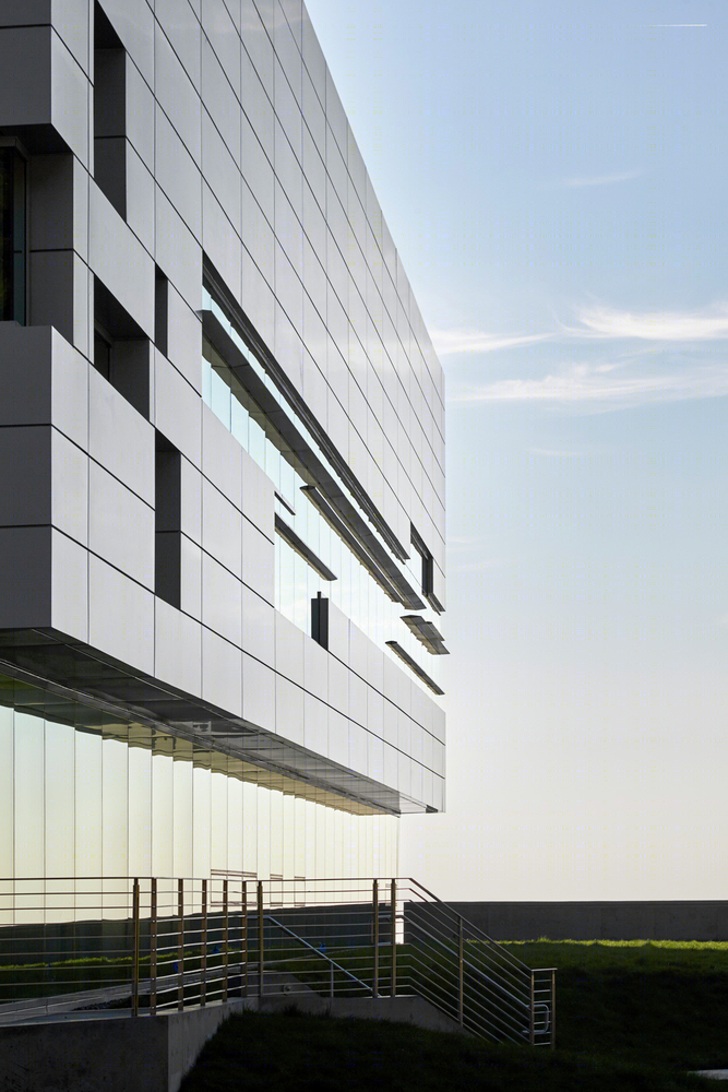 美国伯克利太阳能研究中心(America Berkeley Solar Energy Research Center)丨SmithGroupJJR-47
