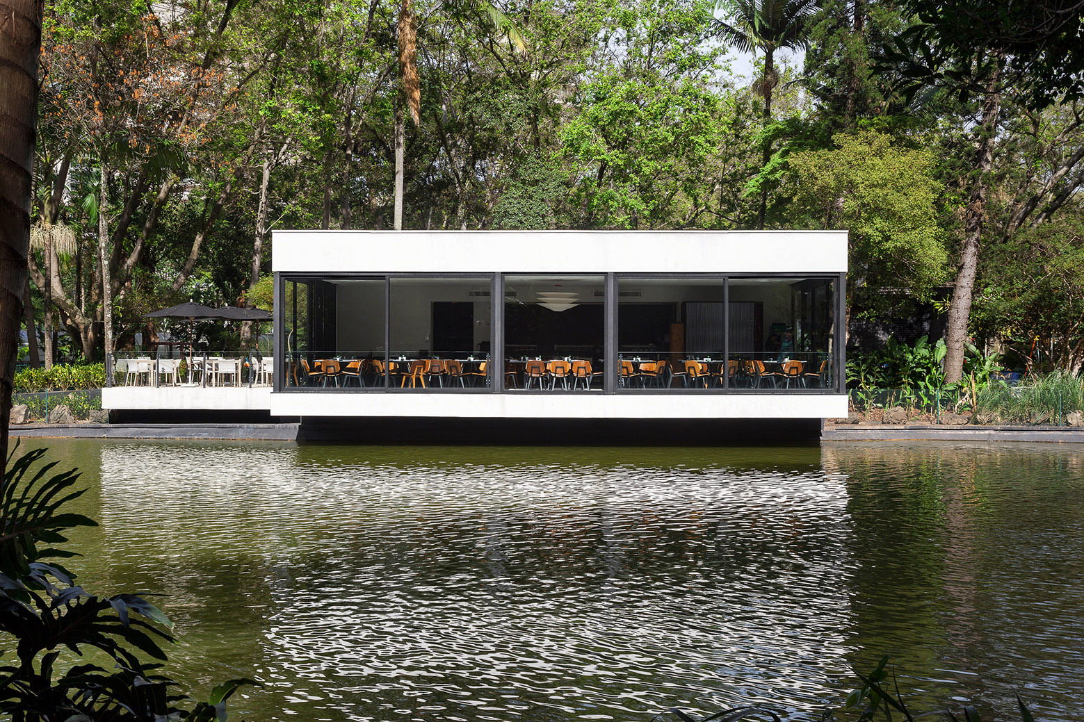 巴西圣保罗市湖滨餐厅丨mass arquitetura与 Norea De Vitto-17