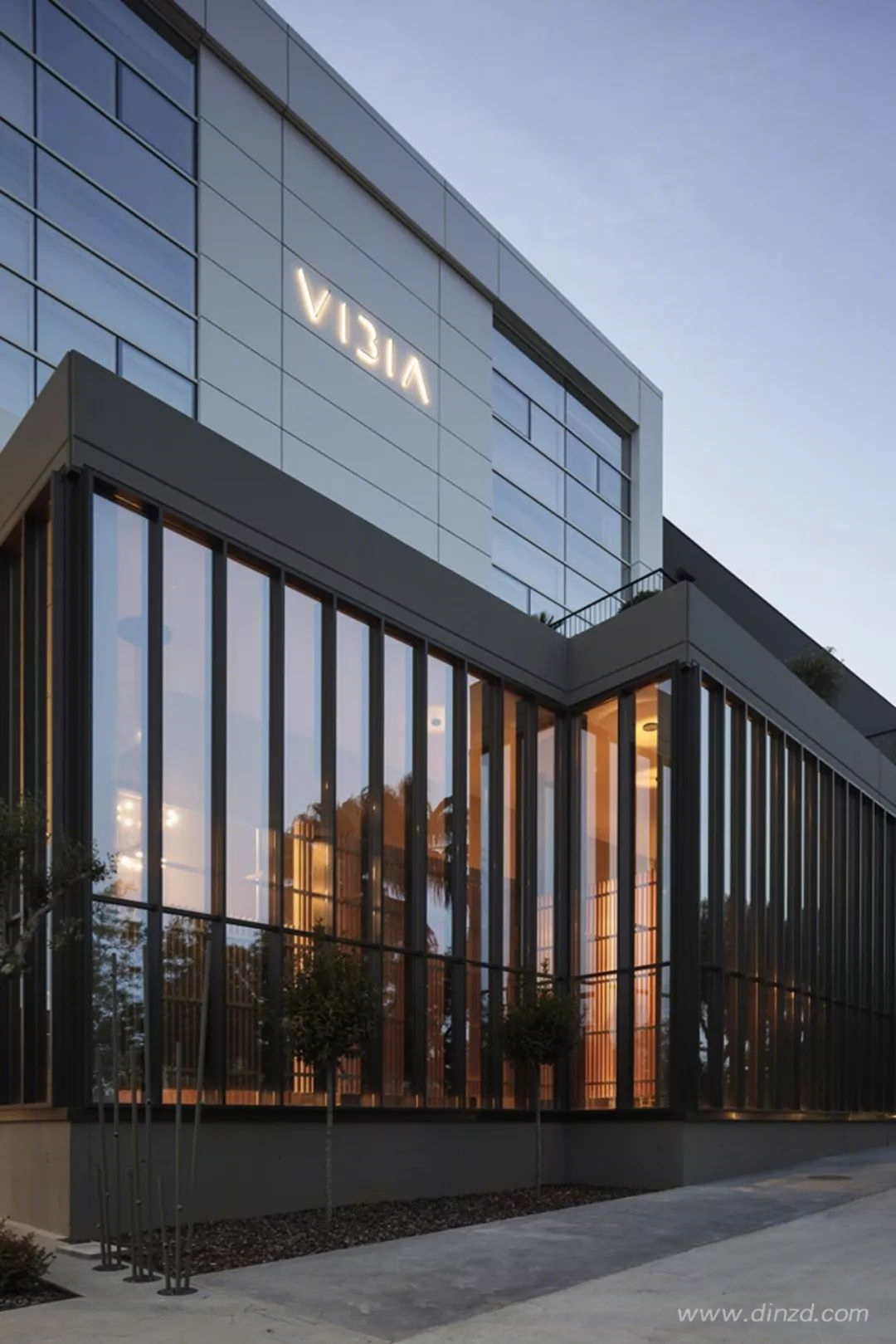 Vibia 巴塞罗那新总部诗意空间,展现极简美学-4