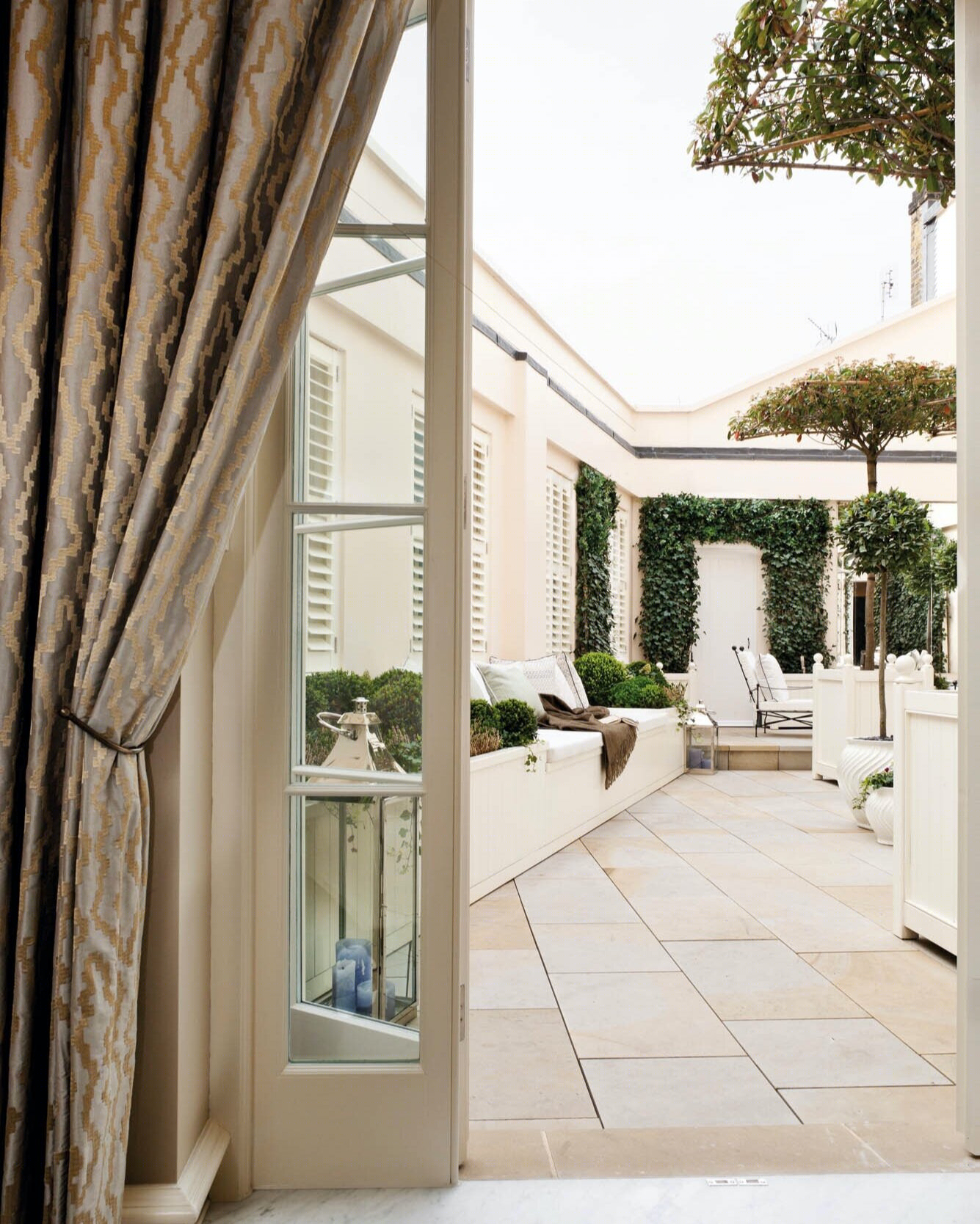 Grosvenor Crescent (Interior Design) — PDP London_files PDP London-3