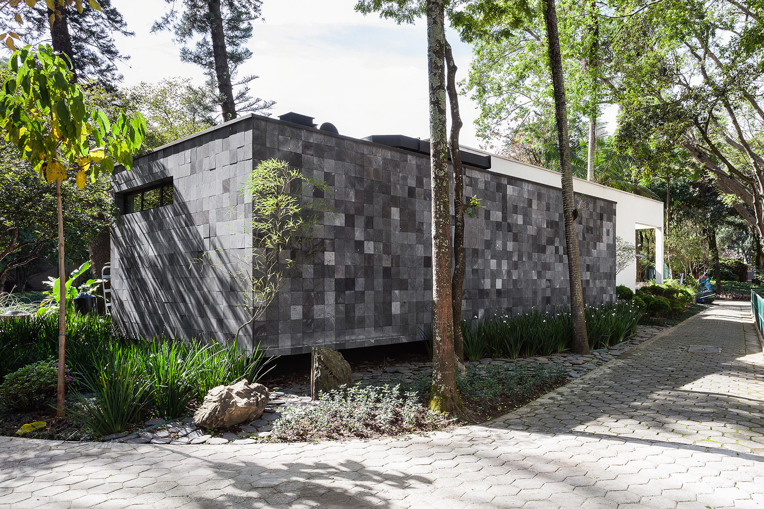 巴西圣保罗市湖滨餐厅丨mass arquitetura与 Norea De Vitto-19