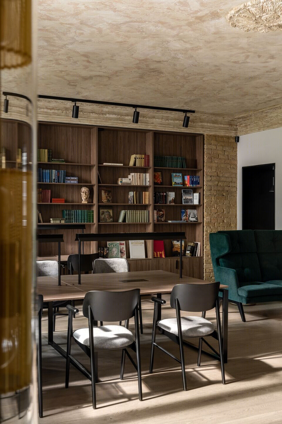 乌克兰 Foye 办公室丨乌克兰基辅丨Maya Baklan design studio-57
