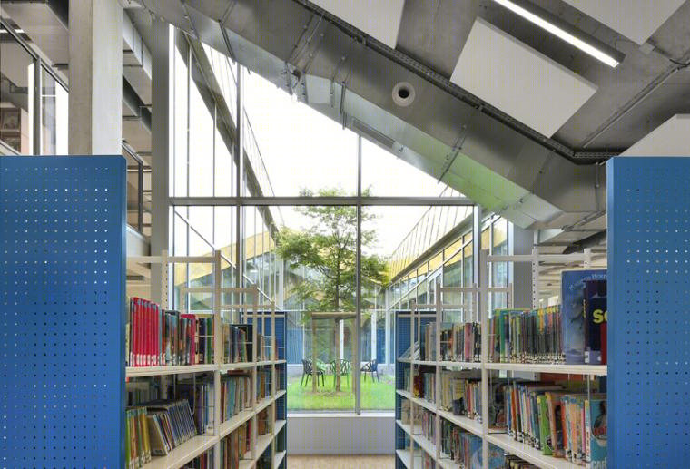 比利时全金色面板覆盖的图书馆丨plus office architects-22