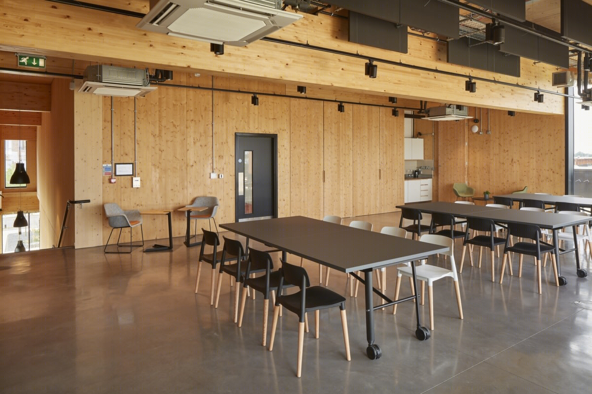 伦敦野生动植物中心生态休闲空间丨英国伦敦丨Rhino Office Interiors-12