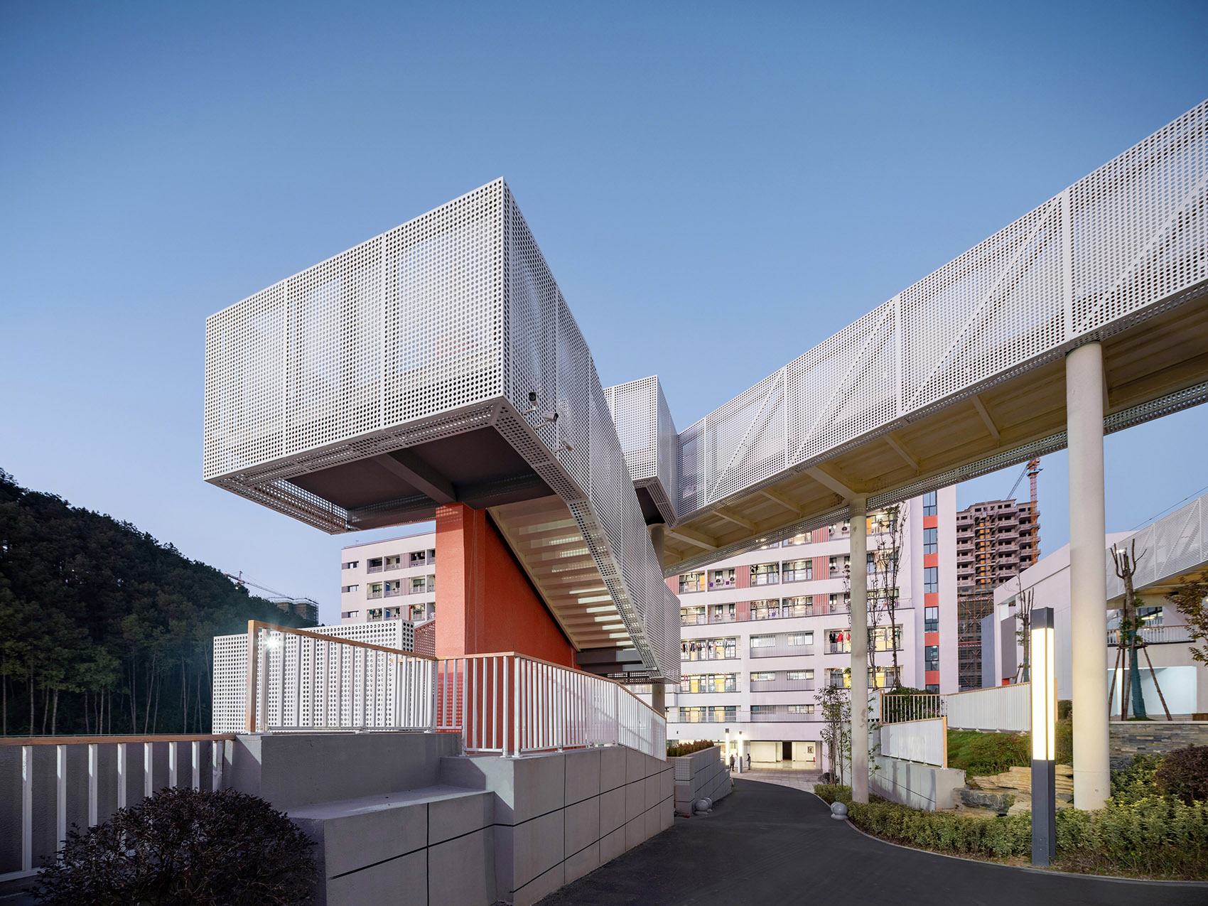 吉首中驰·湘郡礼德学校丨中国湘西丨山东建筑大学建筑城规学院象外营造工作室-114