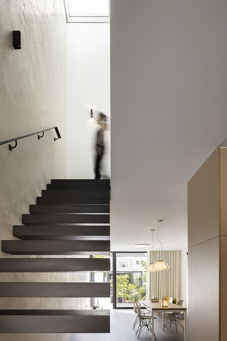 风车住宅丨葡萄牙蓬塔德尔加达丨Ivo Tavares Studio-31