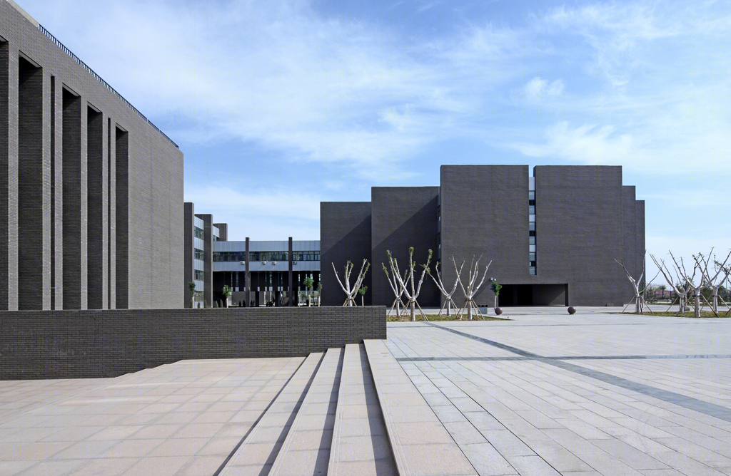 巴彦淖尔市西区中学丨器空间工作室-20