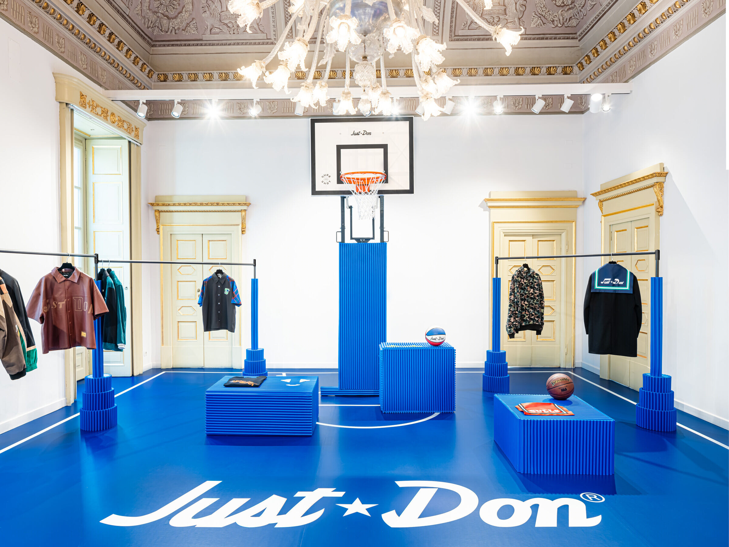 Just Don 米兰新展厅的 Onda 波浪设计防护丨意大利米兰丨Codex-15