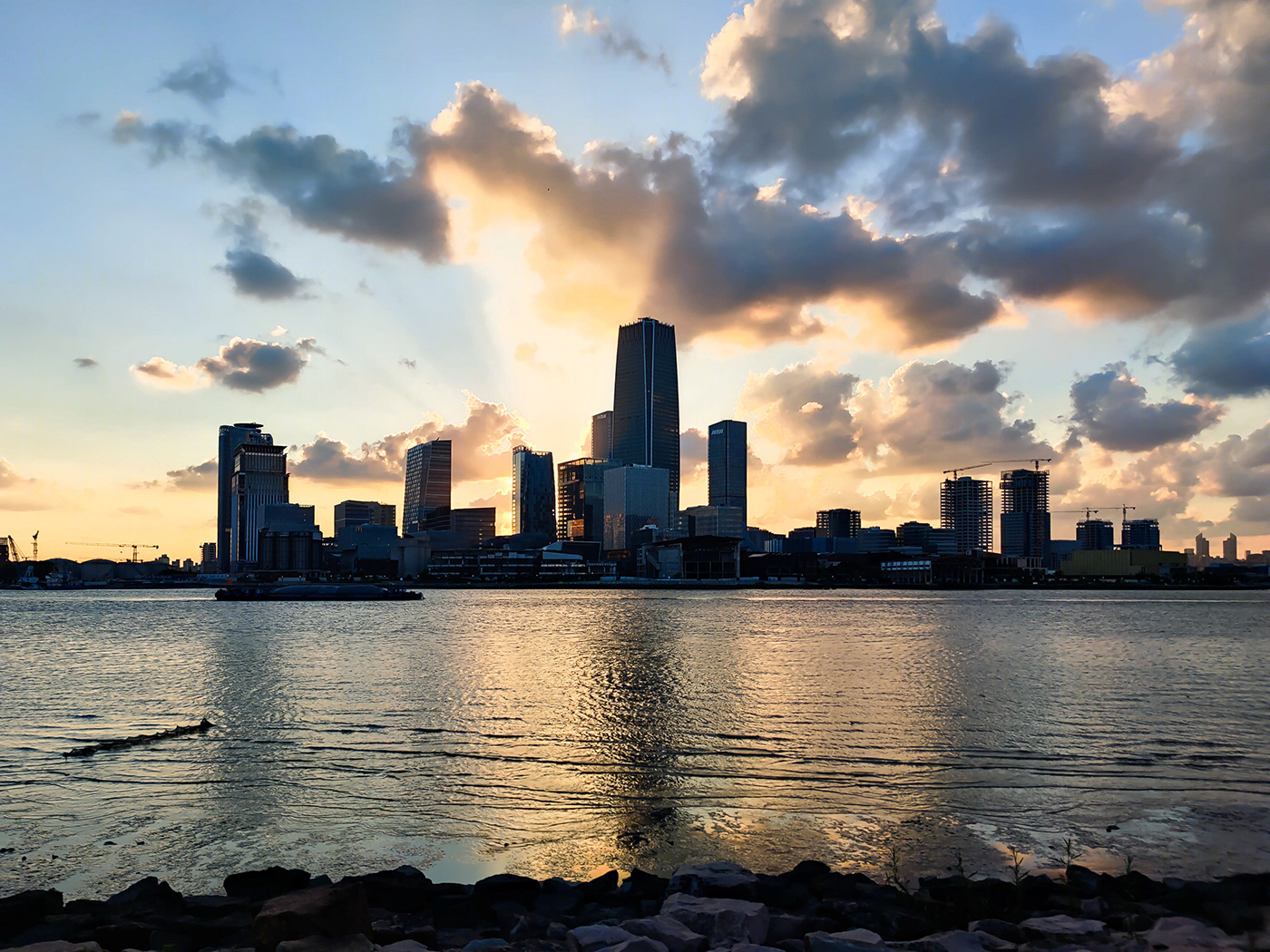 Anastasiya Gushchina丨商业街区丨Huangpu Riverside in Shanghai-7