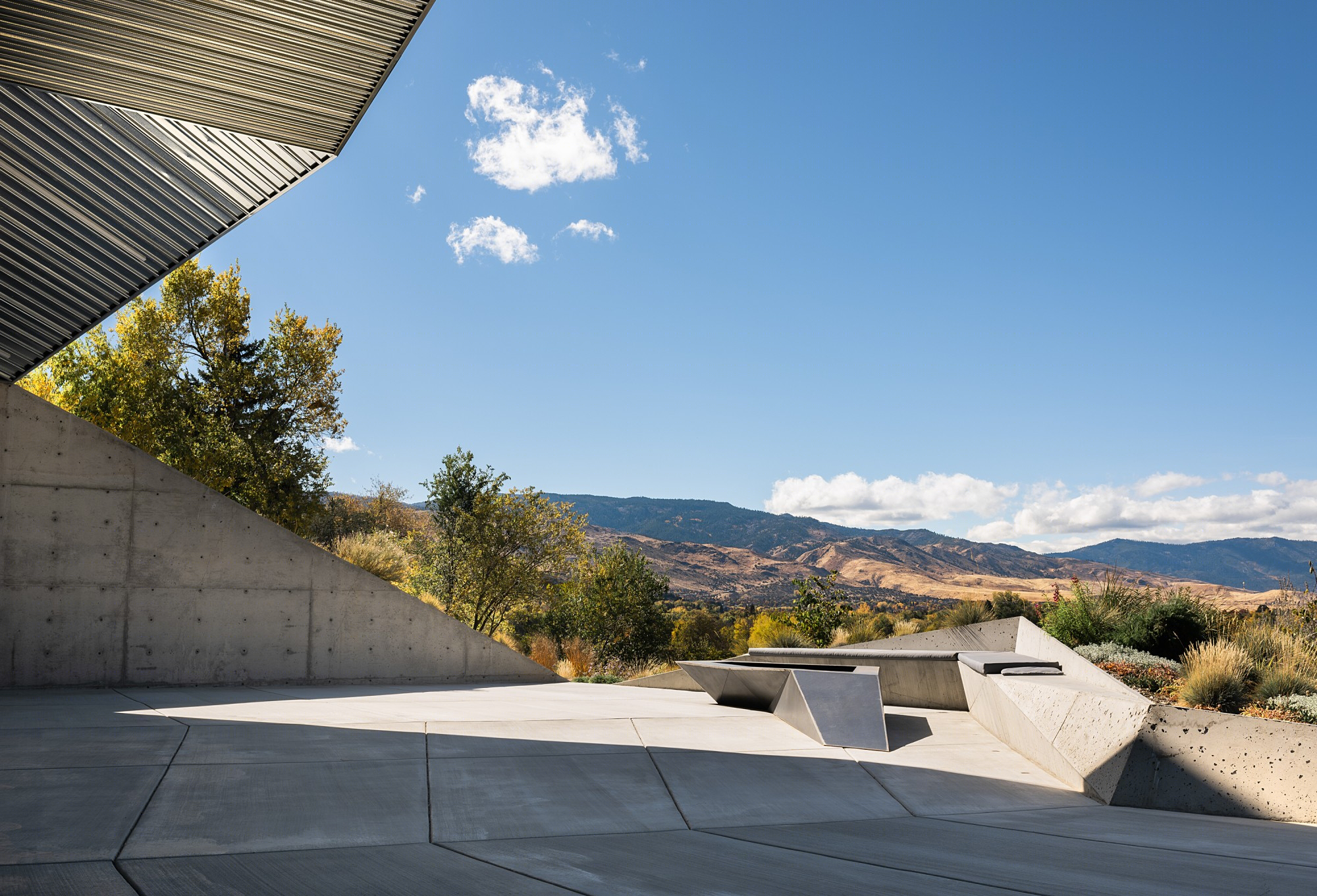 Shapeshifter Ogrydziak Prillinger Architects-9