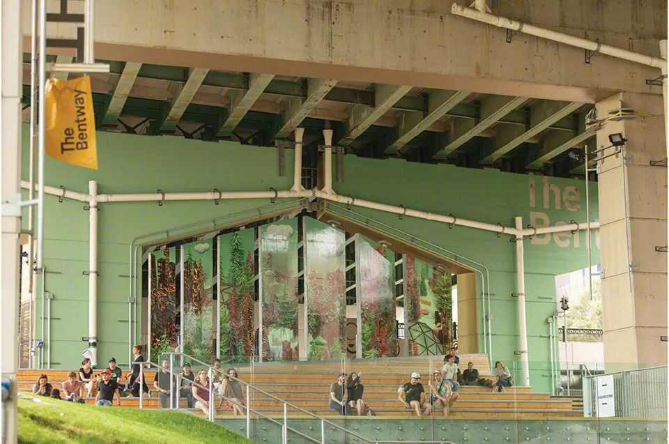 多伦多高速公路下方的共享公共空间-78