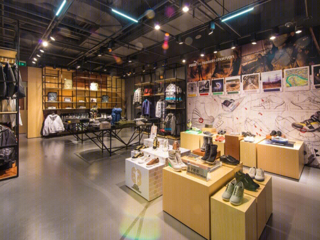 大阪彪马黑标系列运动产品商店-5