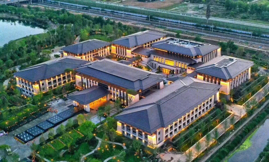 锦城湖酒店丨中国成都丨万盖美式建筑-16