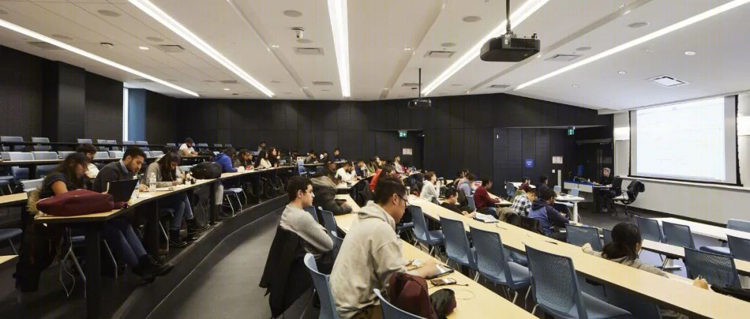 瑞尔森大学综合办公大楼 | 垂直校园的活力橙带-18