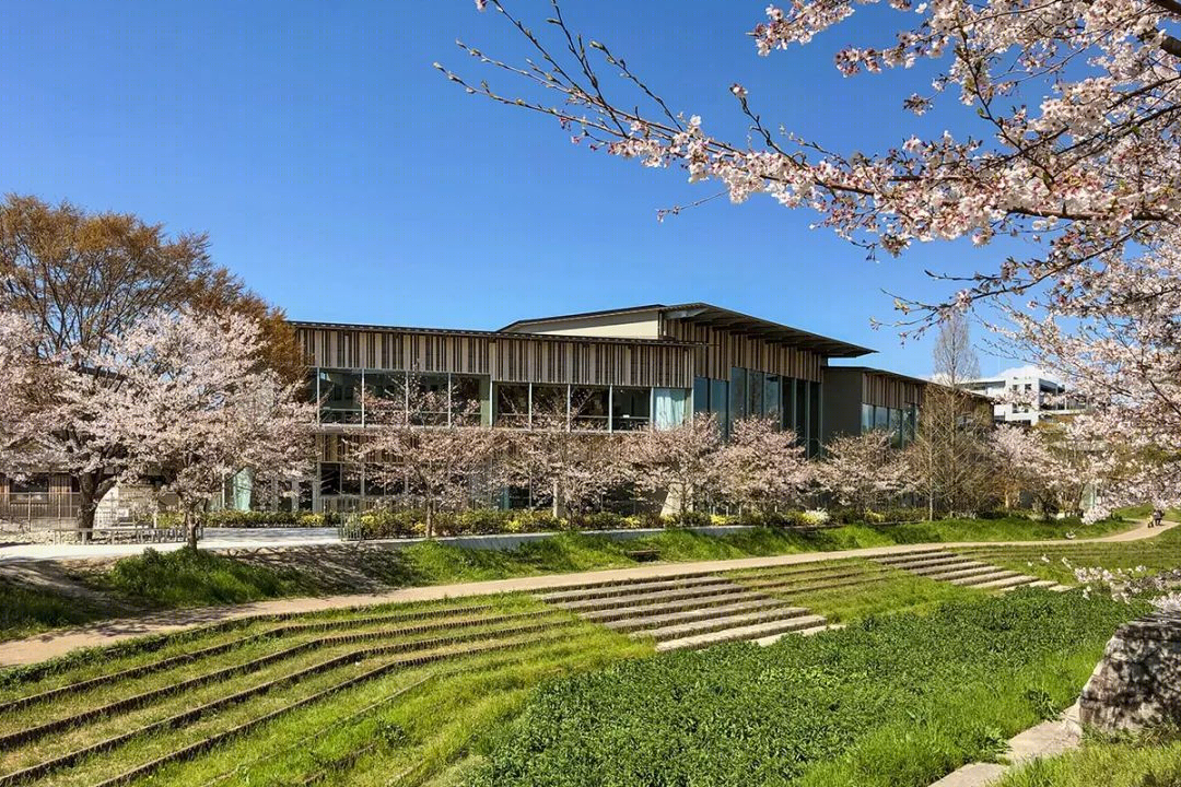云间闲游 · 日本守山市立图书馆-6