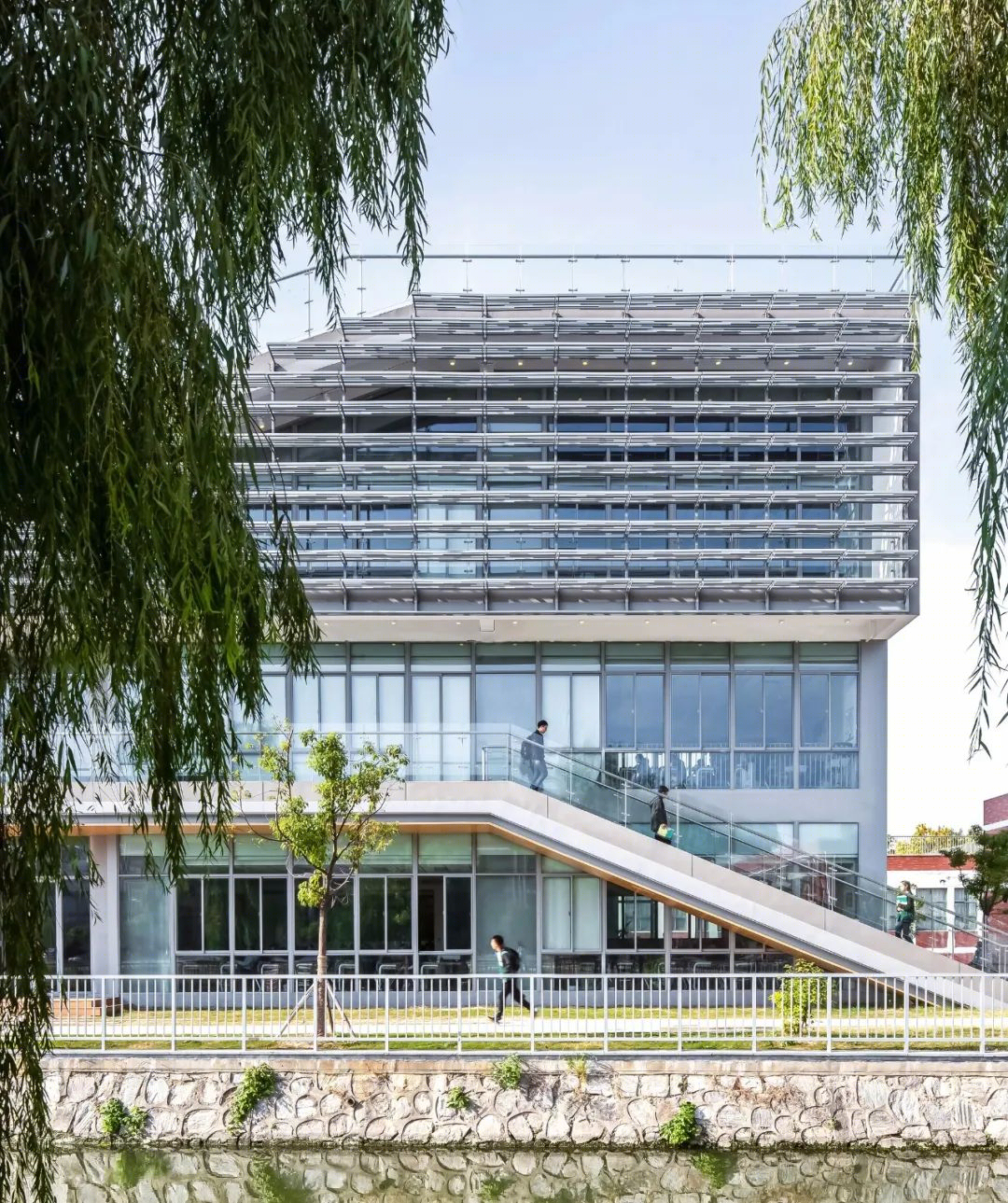 桥上教学楼 盐城外国语学校创新中心丨中国盐城丨Perform普泛建筑-93