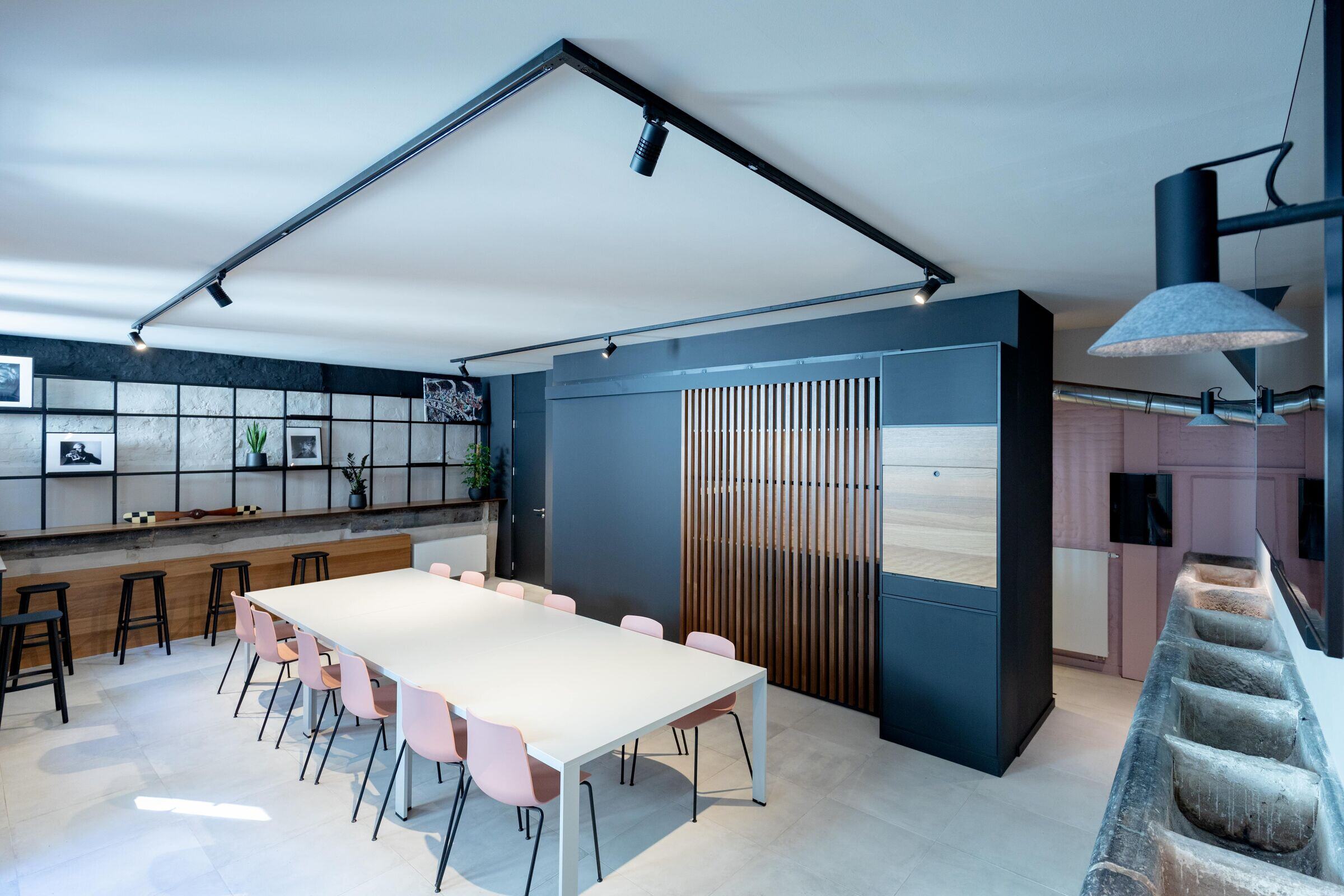 比利时 Ancion 办公室设计丨比利时列日丨Twodesigners,Atelier h-16