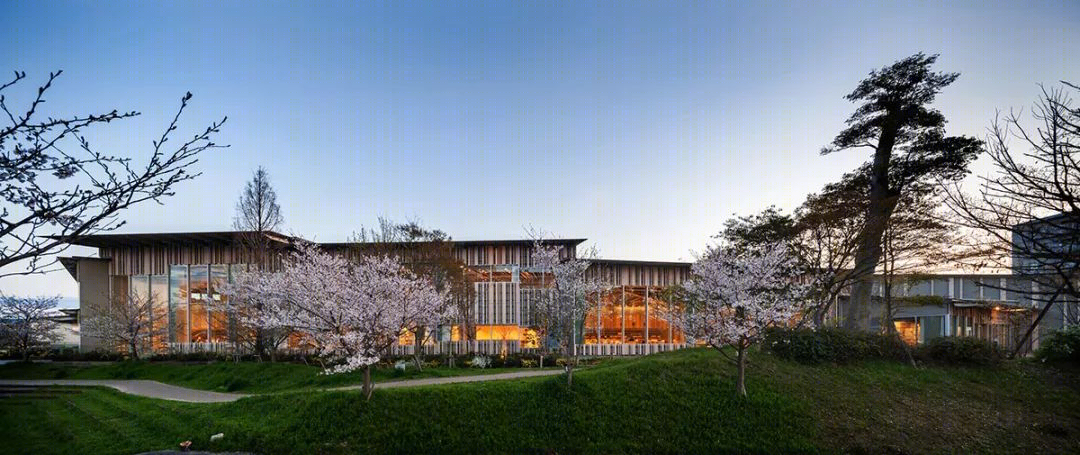 云间闲游 · 日本守山市立图书馆-8