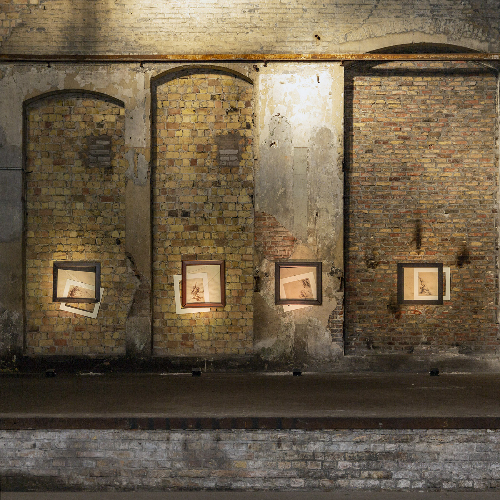 Pejac 的“呼吸暂停”展览丨德国柏林-3