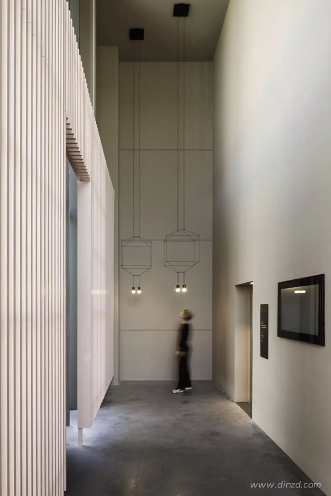 Vibia 巴塞罗那新总部诗意空间,展现极简美学-10
