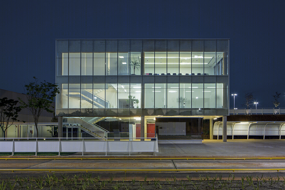 巴西马勒配送中心 | 绿色办公建筑的典范-24