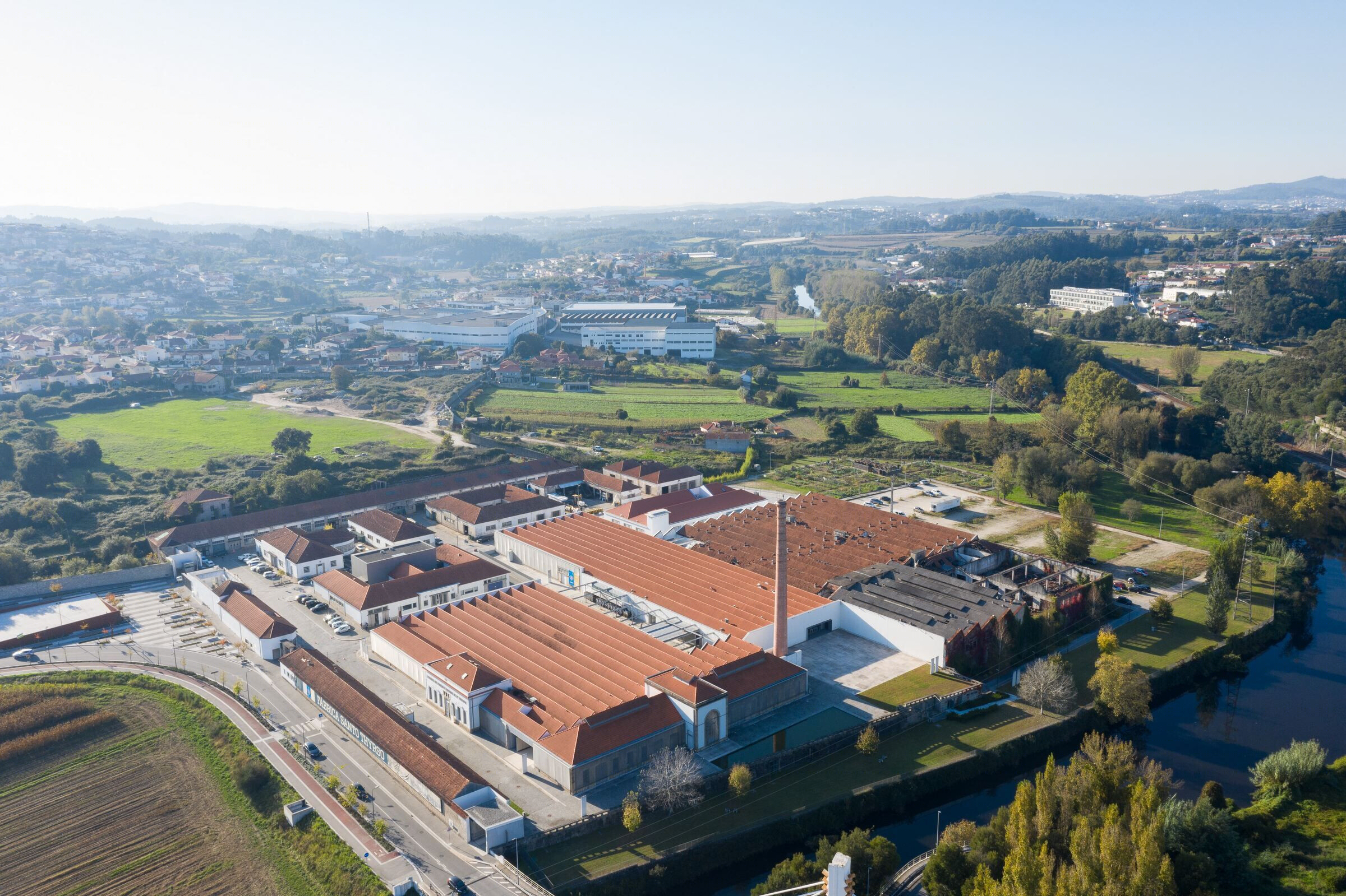 葡萄牙圣托斯奥市艺术馆设计丨Câmara Municipal de Santo Tirso-36