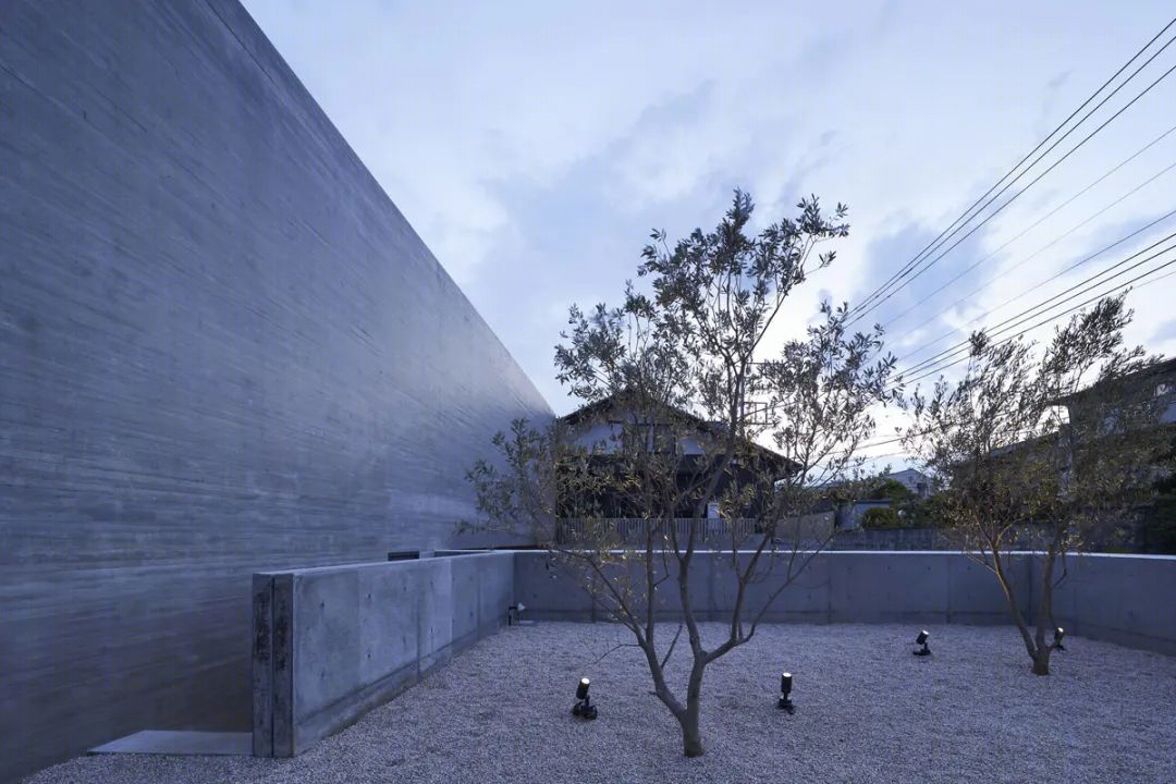 关东 270㎡野兽派美学住宅丨日本丨Apollo Architects & Associates-57