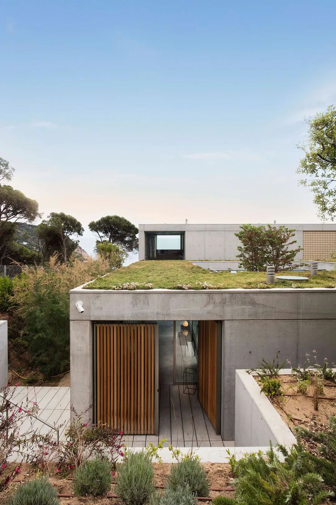 西班牙加泰罗尼亚野兽派别墅丨Garcésde SetaBonet Arquitectes-7