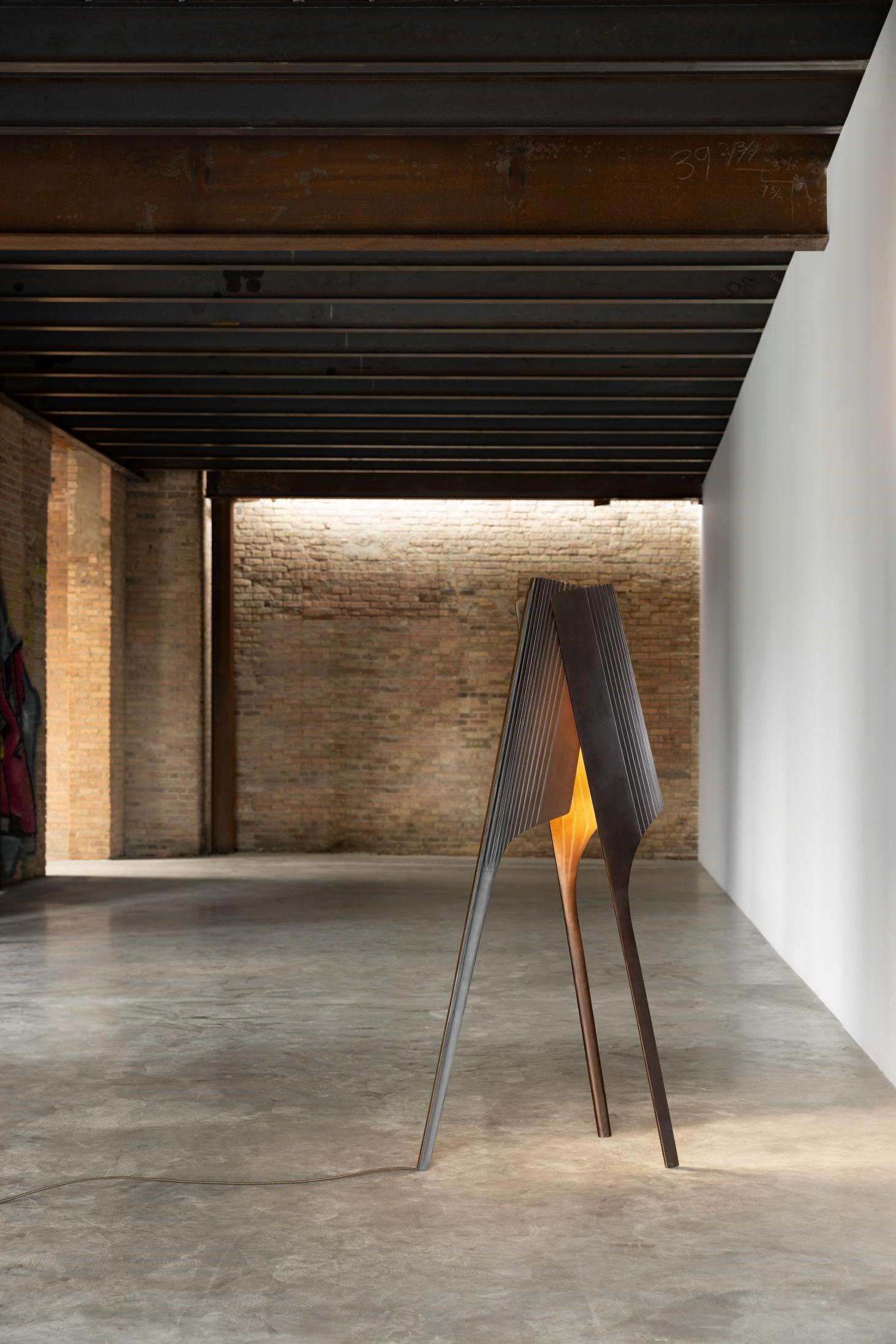 New Chicago-based 设计公司 Refractory 推出-23