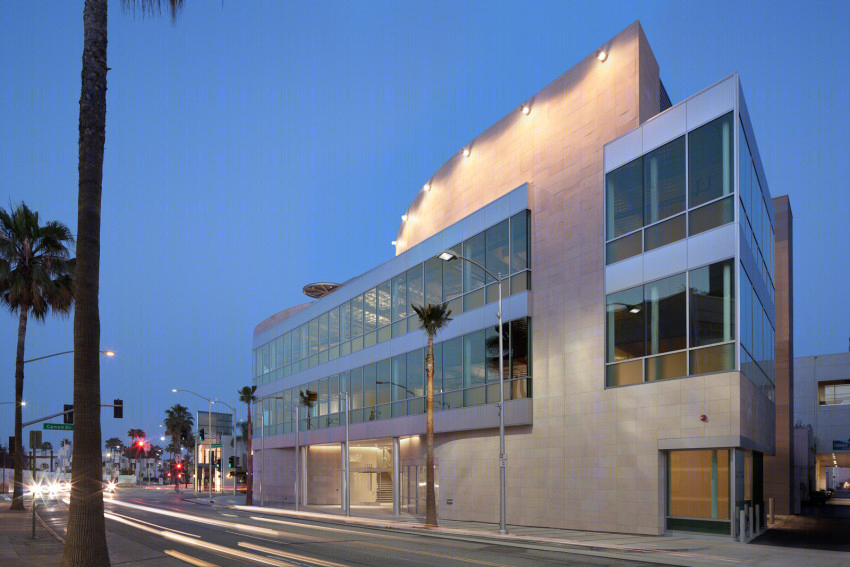 美国9400 Santa Monic多功能建筑丨Jeffrey M. Kalban& Associates Architecture-28