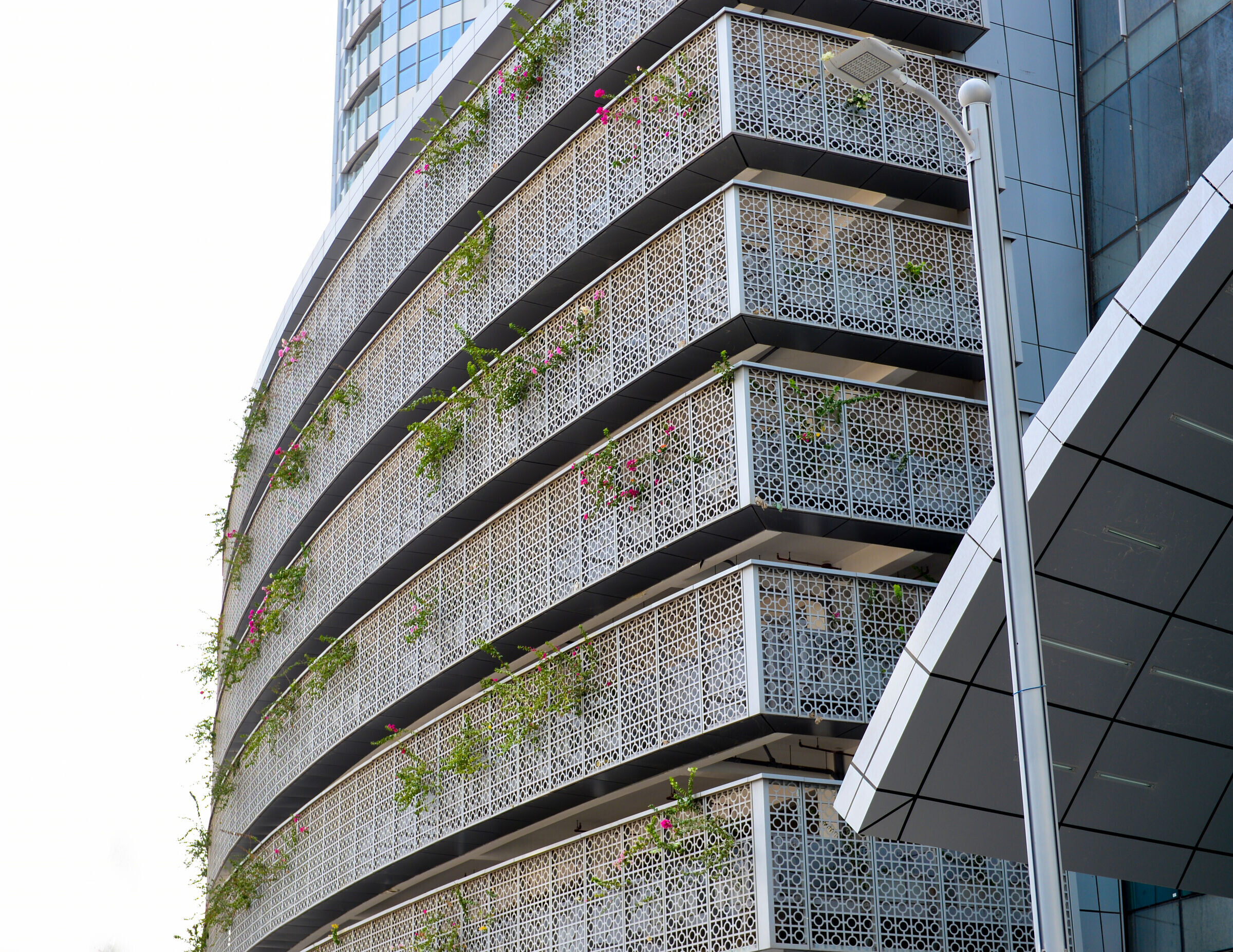 阿联酋城市之光 · P&T Group 办公建筑设计解析-29