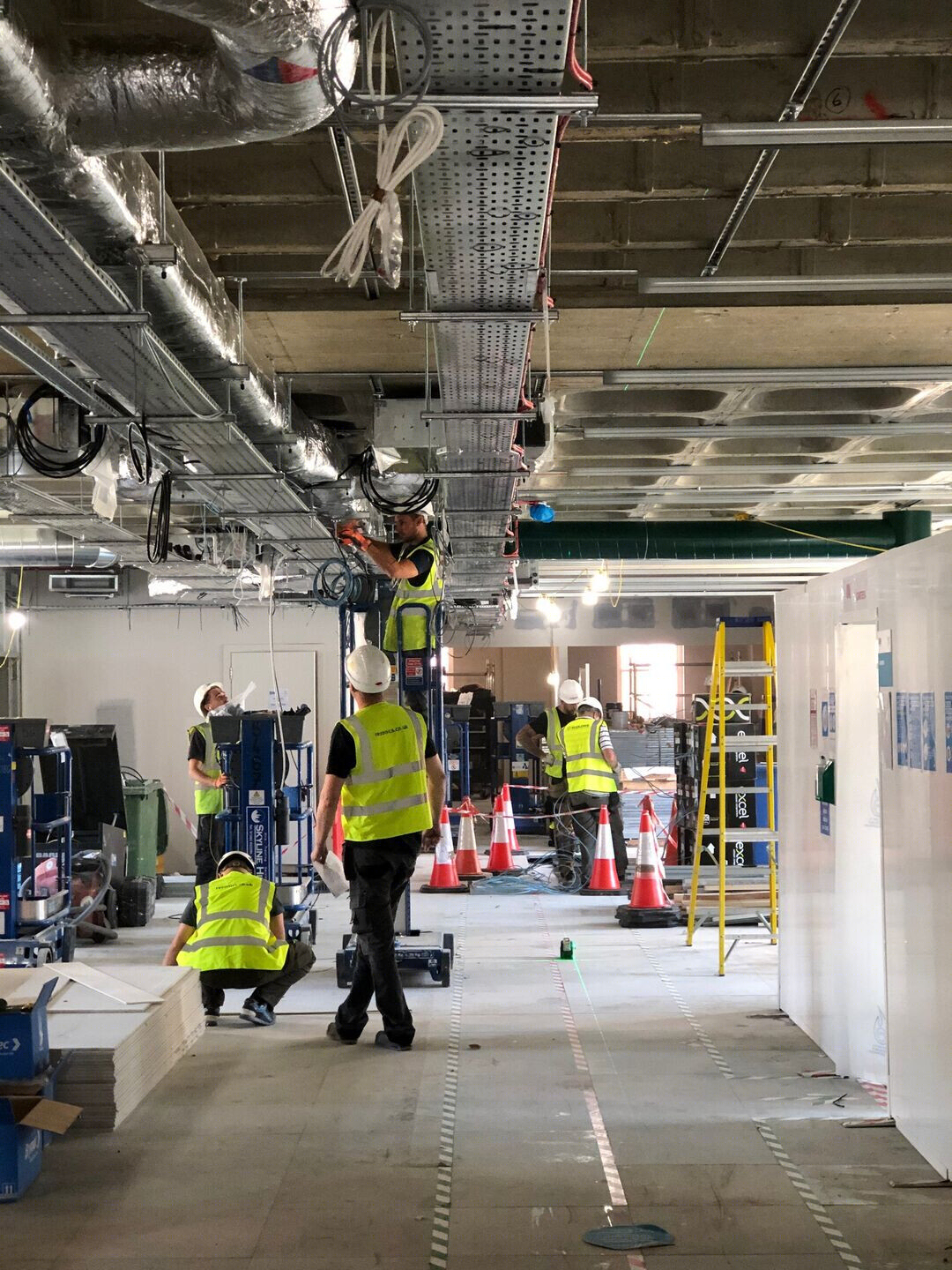 伦敦历史名区 Covent Garden 办公空间改造丨英国伦敦丨White Red Architects-48