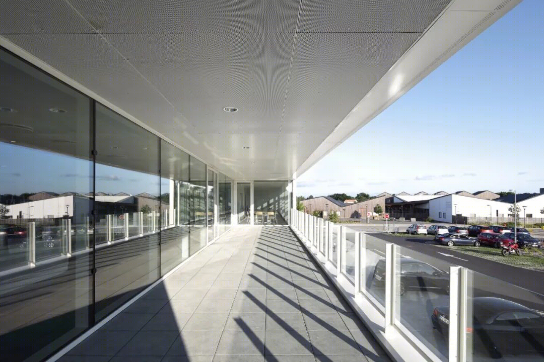 法国米奈斯区现代体育馆丨Bohuon Bertic Architectes-33