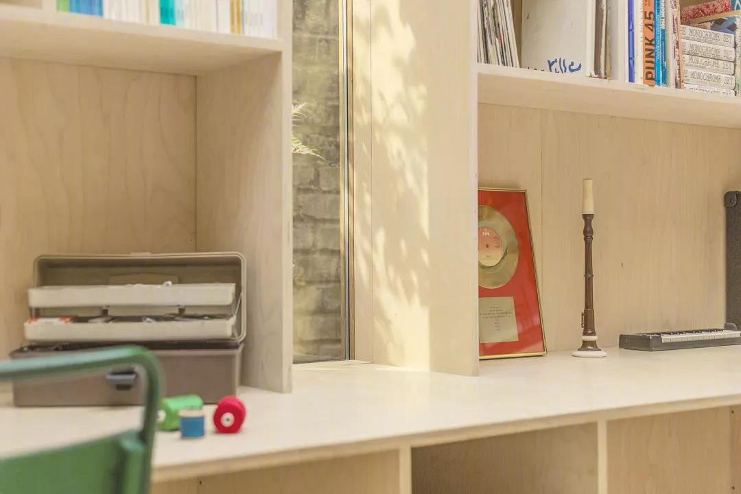 伦敦音乐人夫妇的共享工作空间-17