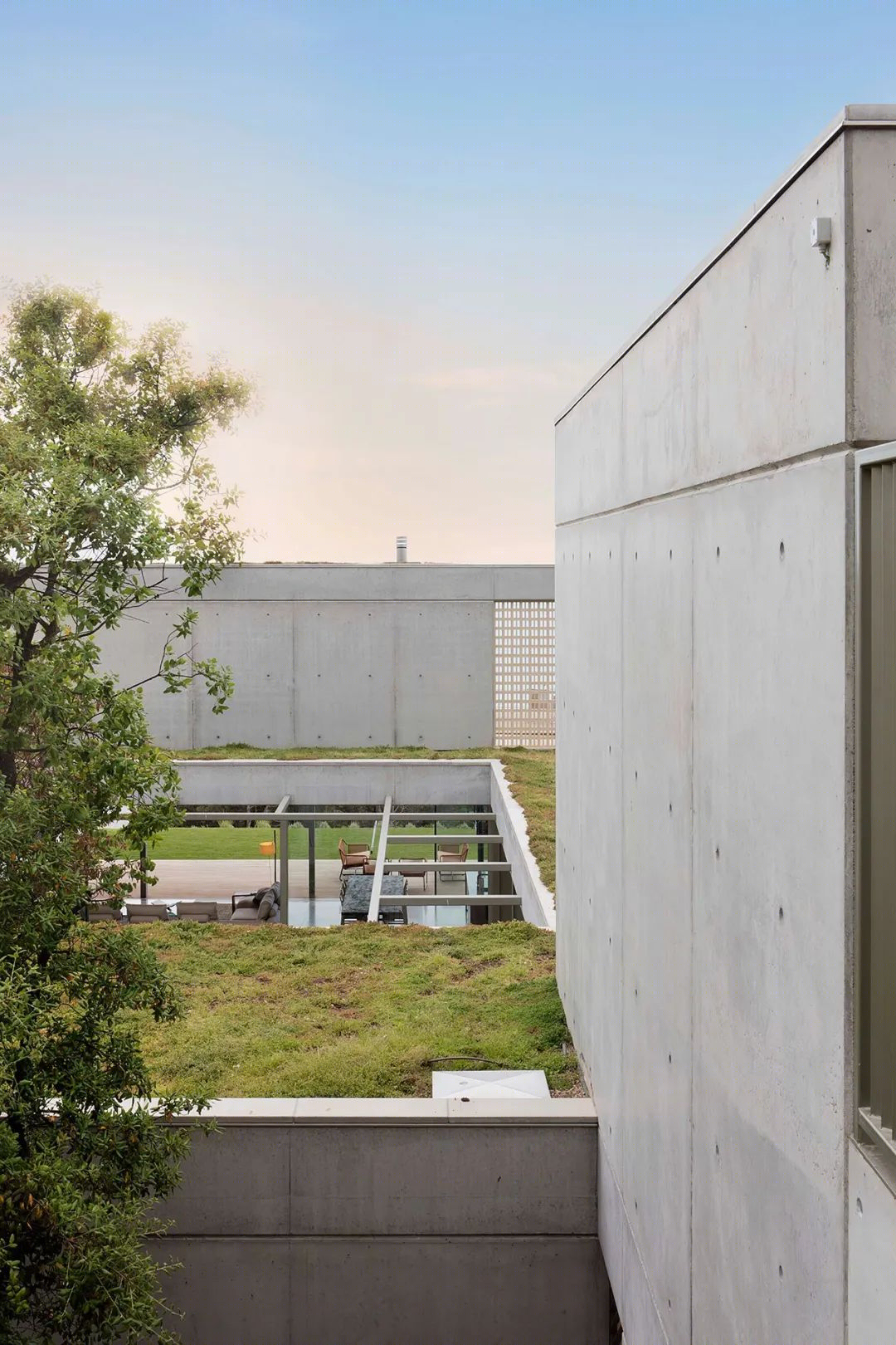 西班牙加泰罗尼亚野兽派别墅丨Garcésde SetaBonet Arquitectes-10