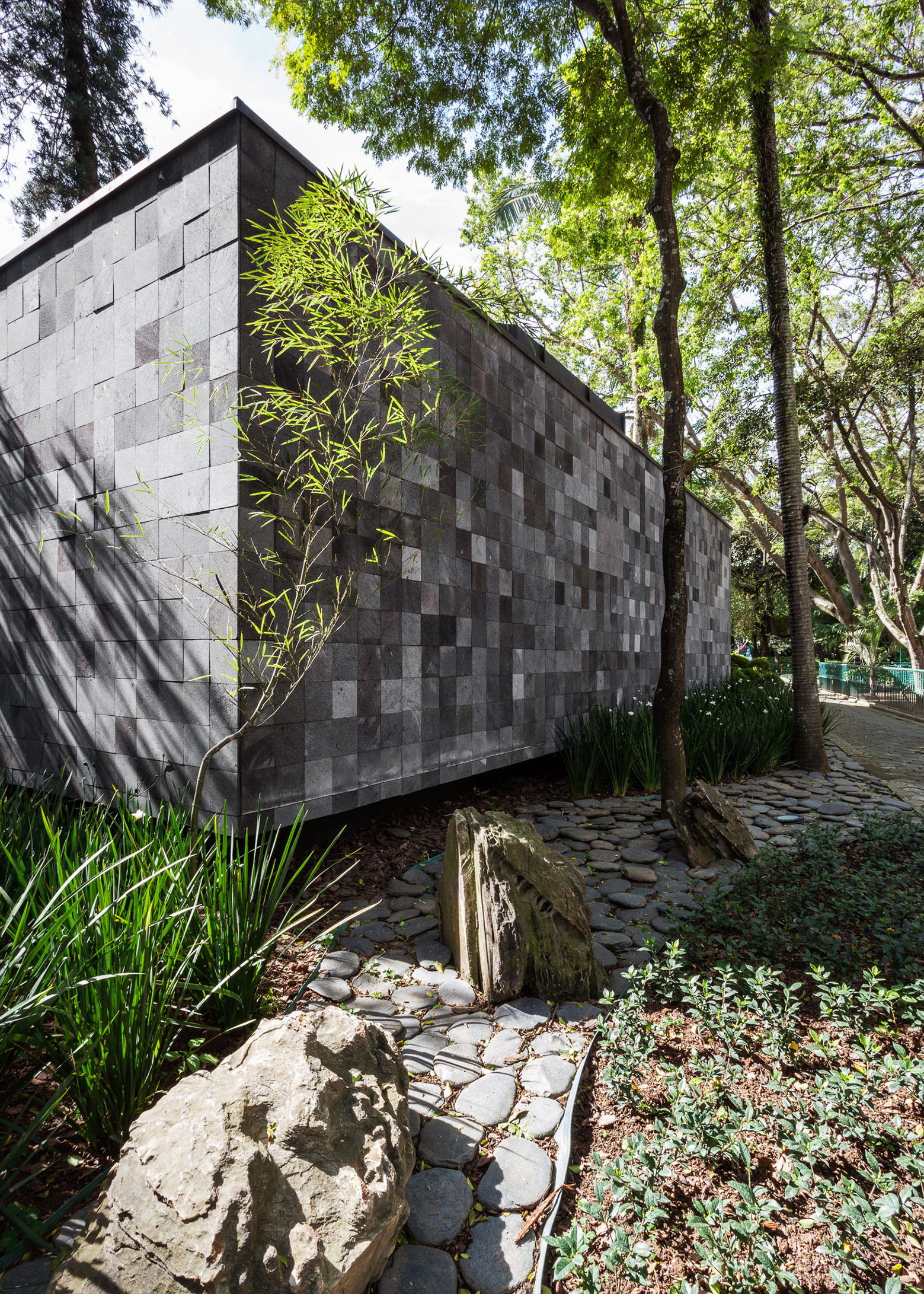 巴西圣保罗市湖滨餐厅丨mass arquitetura与 Norea De Vitto-26
