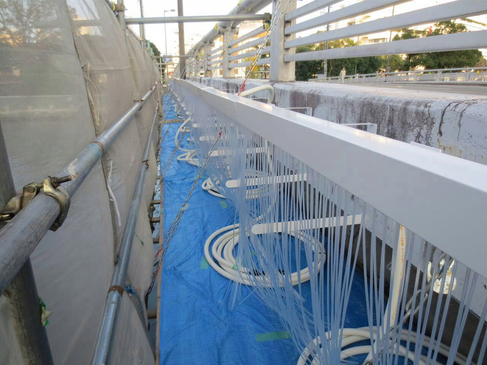 日本德岛靛蓝瀑布灯光艺术装置-23