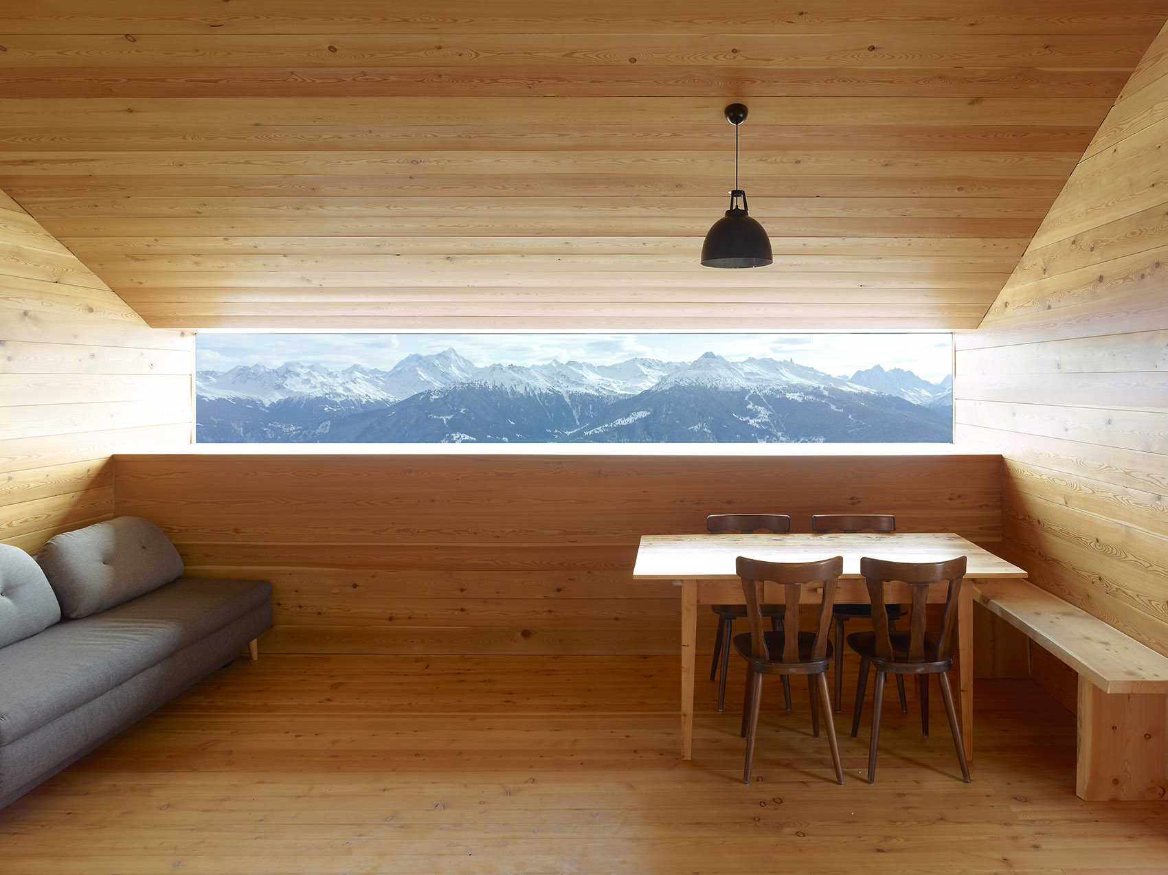 瑞士高山滑雪胜地 Gaudin 小屋改造,原汁原味呈现自然美-12