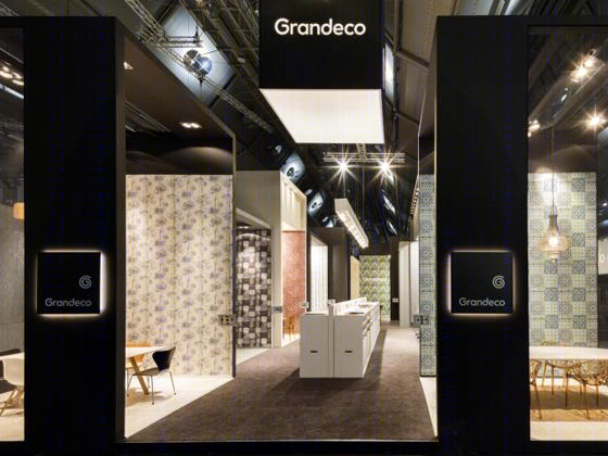 法兰克福展会上的 Grandeco 壁纸展厅 | Franken Standbouw 打造的真实家居空间-6