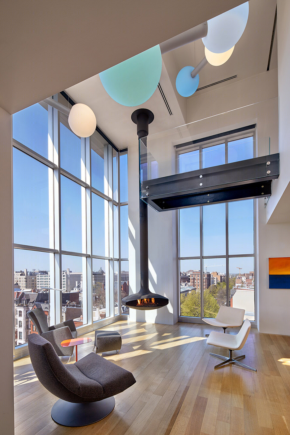 华盛顿 Logan Circle 都市酒店,两层楼高落地窗尽享城市景观-4