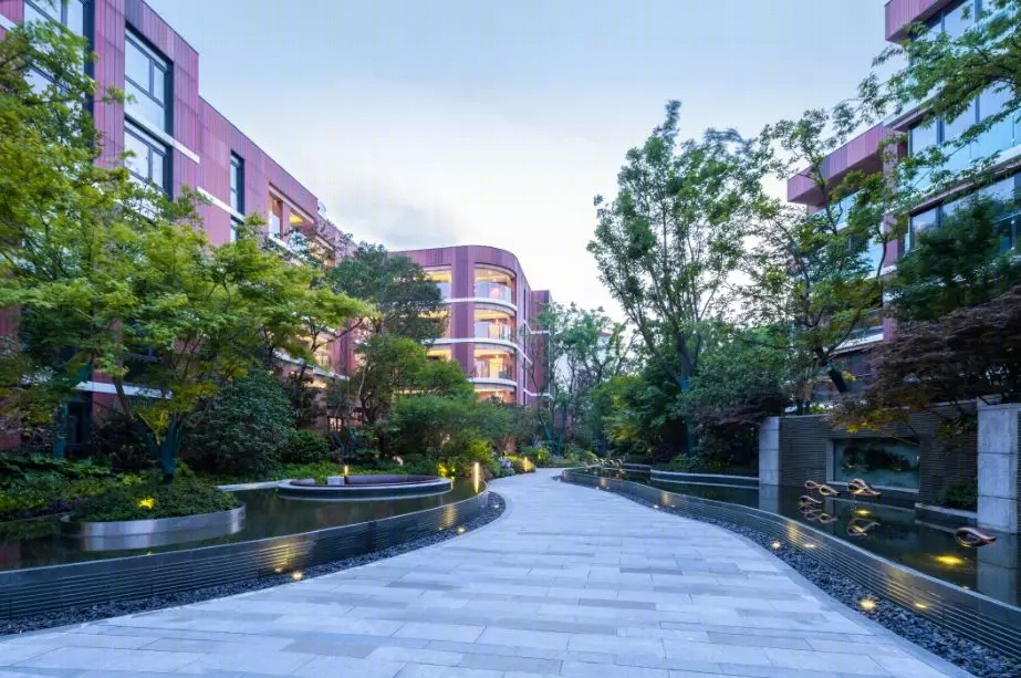 上海朗詩新西郊住宅景观 | 现代与传统交融的设计佳作-22