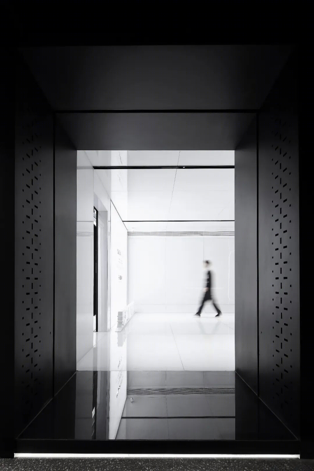 贝发集团展示中心 | 时空交叠的现代简约空间-41